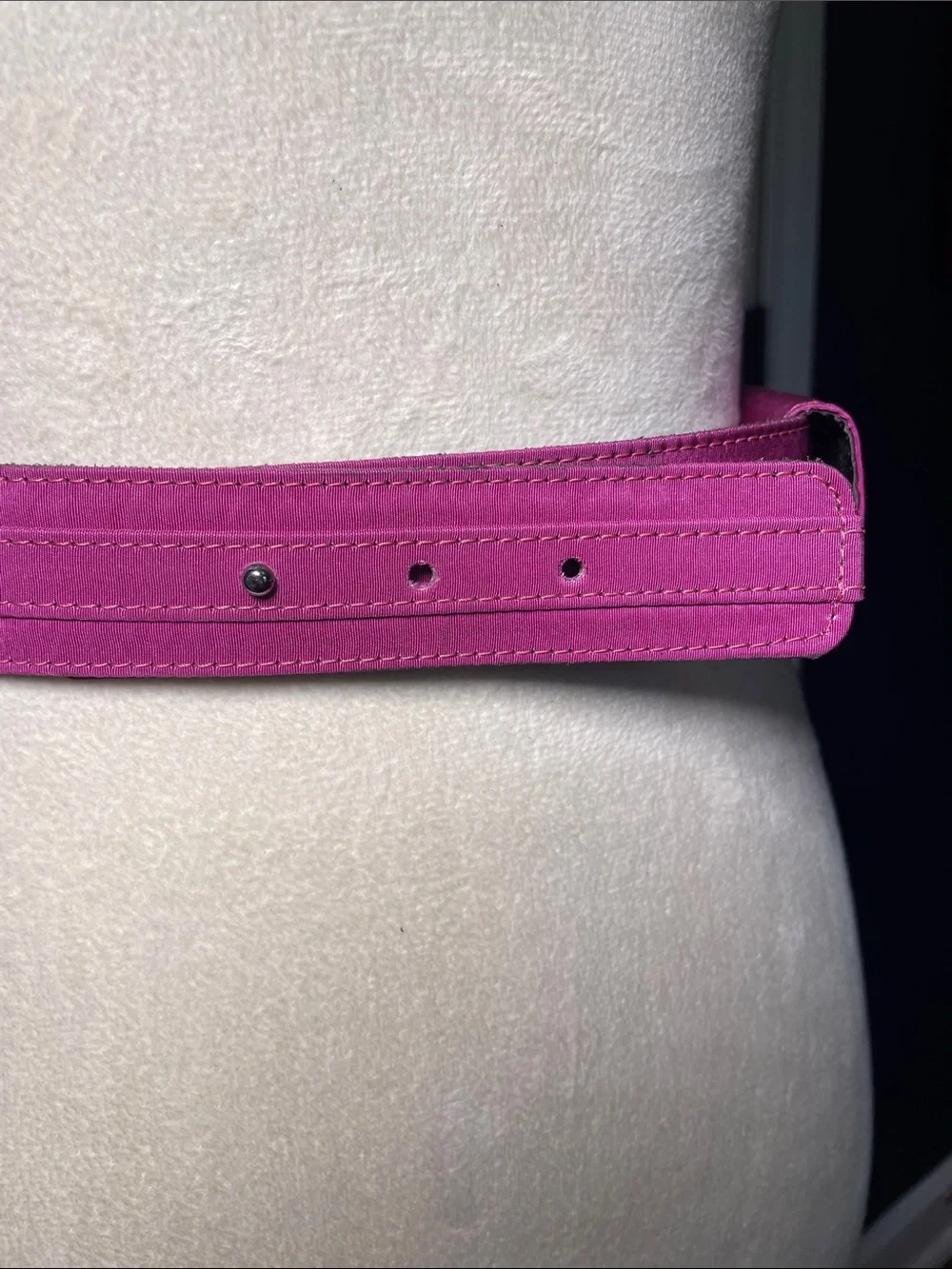 Retro Magenta High Waist Cincher Belt Fabric Front Panel Smooth Accent 38”